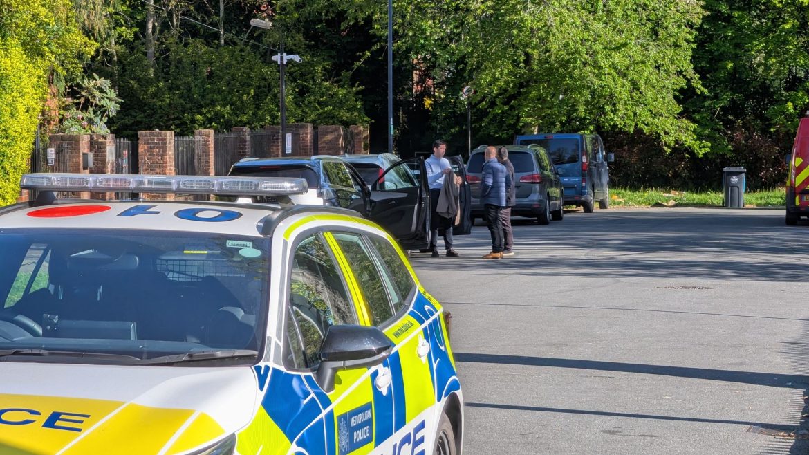 Two teenagers arrested over attack on Harrow synagogue