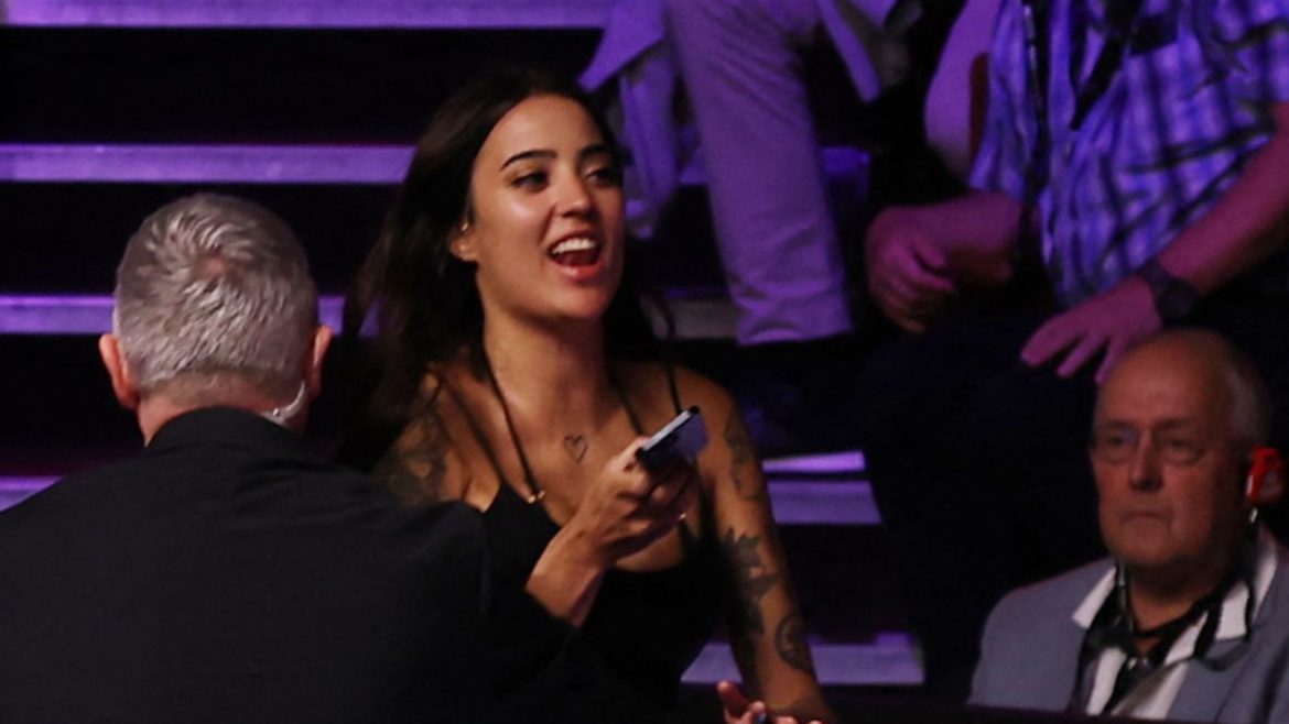 Snooker spectator ejected in disrupted start to  world championship final