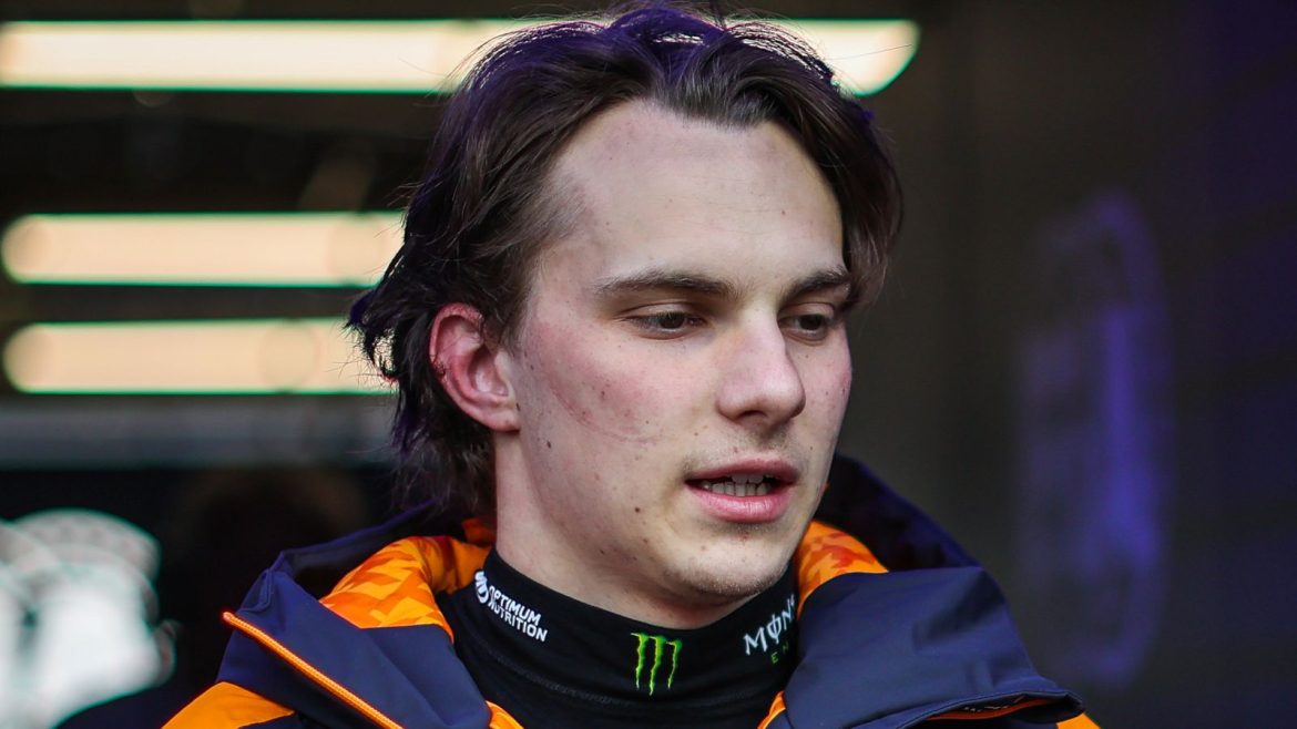 Oscar Piastri says McLaren ‘looked like idiots’ but Andrea Stella defends failed Canadian GP tyre gamble | F1 News