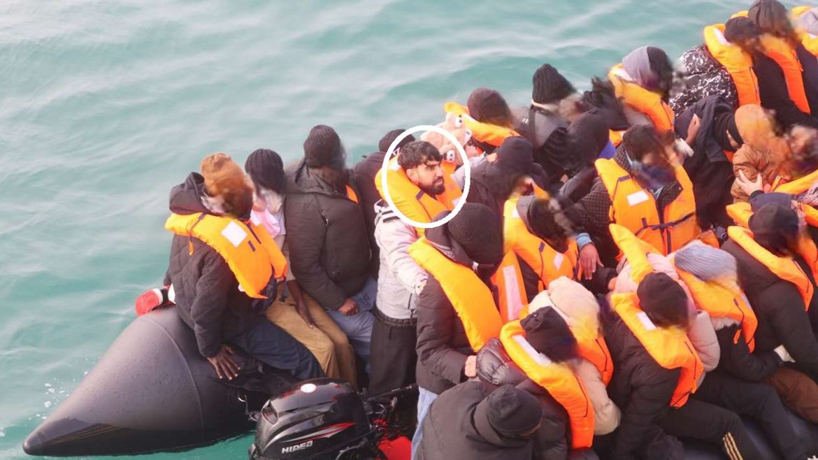 Jail for first offenders sentenced under new Channel crossing law
