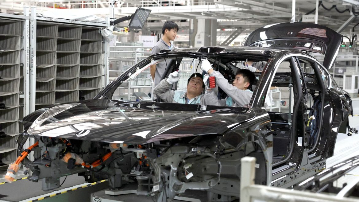 'A lot of discounting' as Chinese cars flood UK market