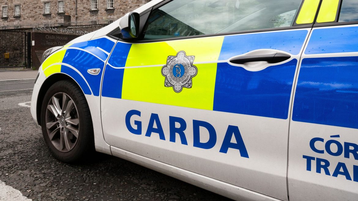 'Extremely significant' car bomb intercepted near border by Irish police