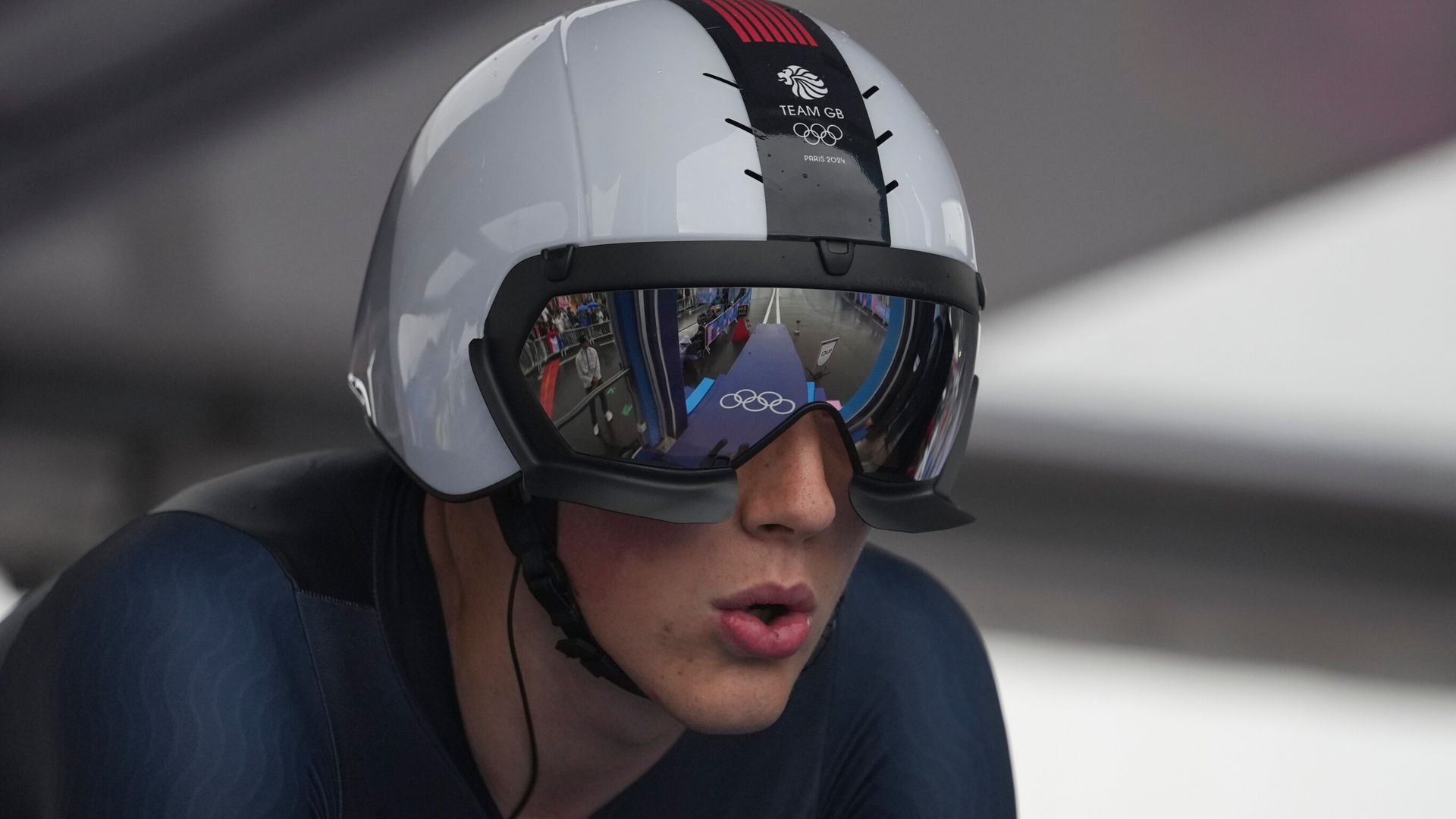 British cyclist to compete just days after brother's crash death
