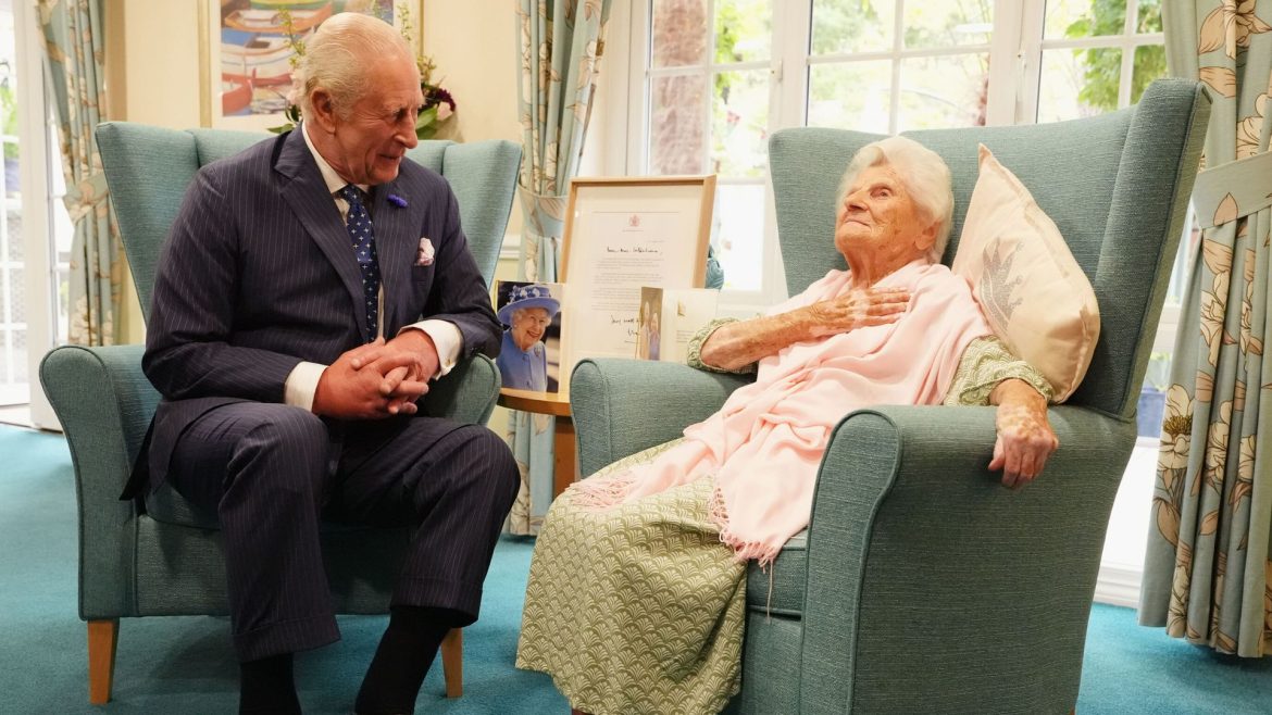 World's oldest person turns 117 today – and still can't get over the time she met the King