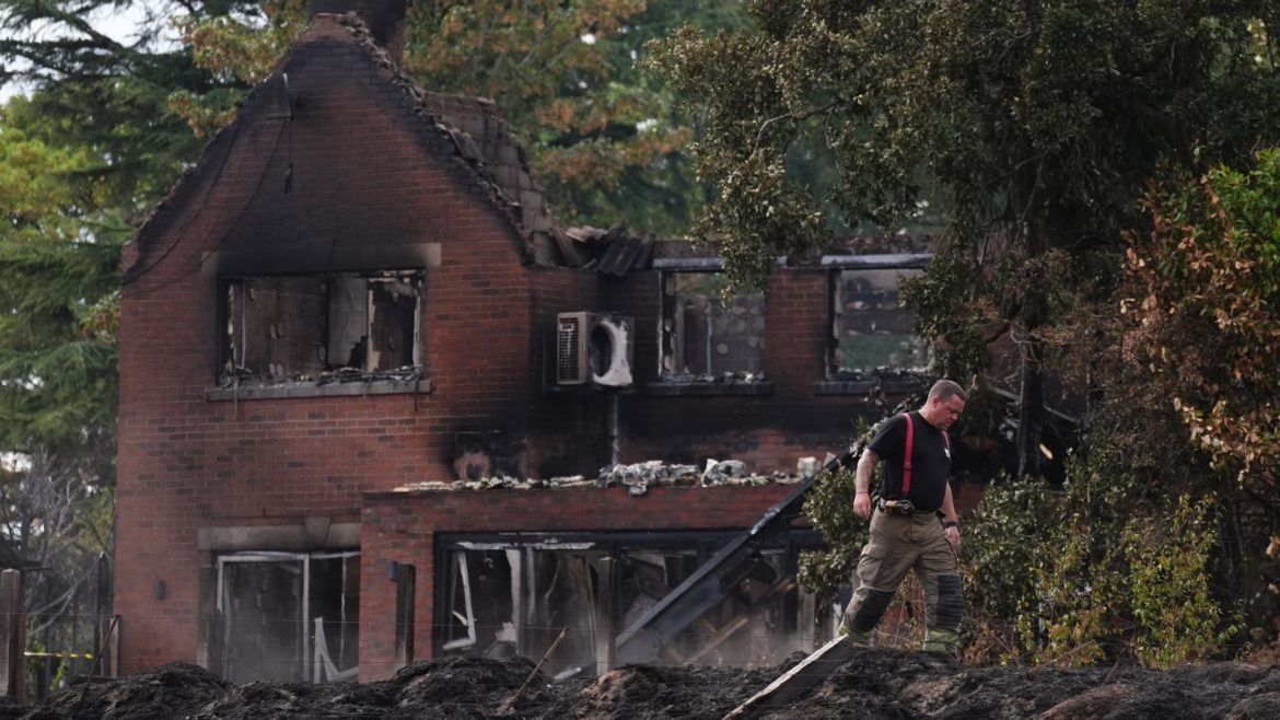 Two fires which destroyed 19 homes in Stourbridge were started accidentally
