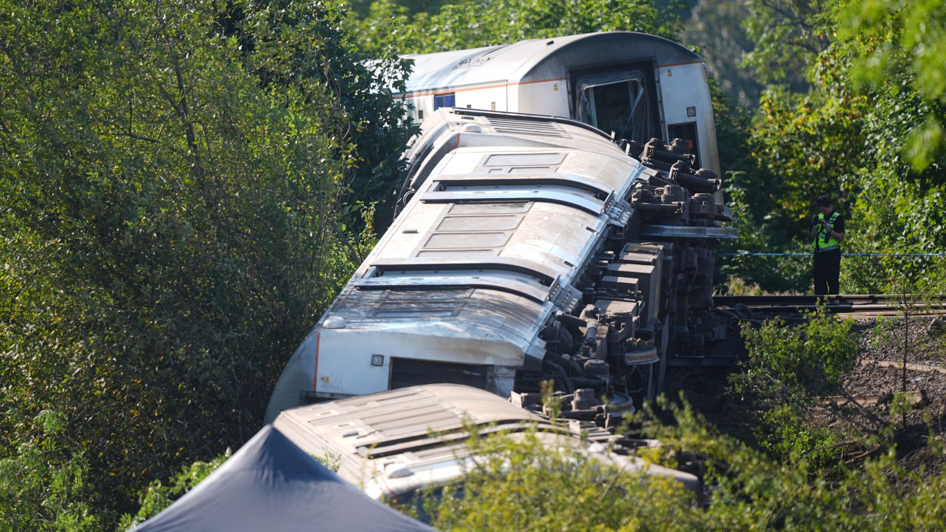 Track 'irregularity' found at site of train derailment