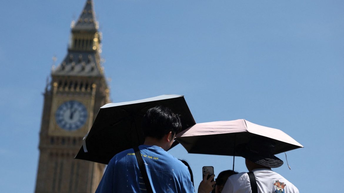 Is another heatwave heading for the UK? This is what forecasters say