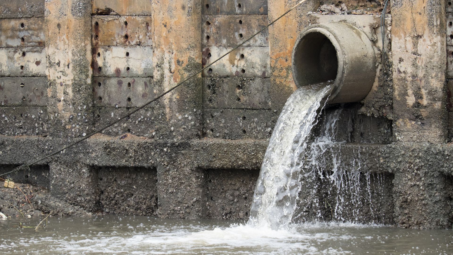 Scottish government told to take sewage 'crisis' seriously after record 100,000 spills